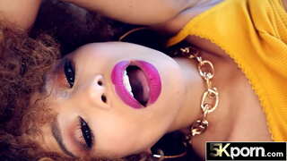 Big Anal Black Babe Bounces air Cock