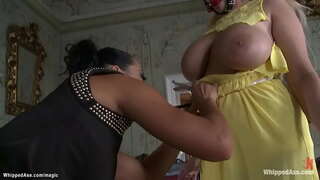 Â�大幅に少しdominatrixサンドラCgi whips大きなおっぱい背の高い金髪チェコのレズビアンのスレーブでエンジェルWickyして肛門fucks彼女に縛り付ストラップコックに