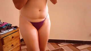 Slutty stepmom fucks ahau, me te ngotea mai taku ure a, no te ahau i haere mai i te fare i ako ra katoa